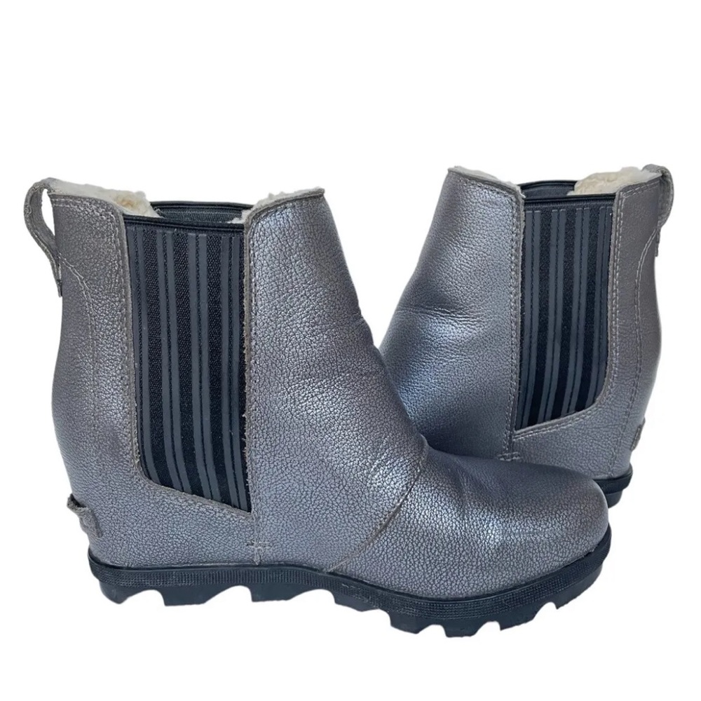 Sorel Joan Of Article Chelsea Silver Leather Wedge Pull On Bootie Sz 7 - Picture 5 of 9